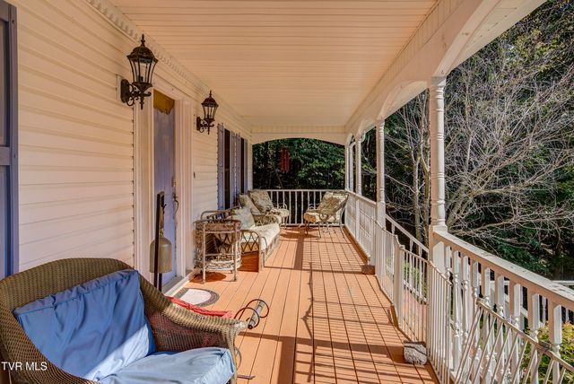144 Blue Bird Drive, Johnson City, TN 37601