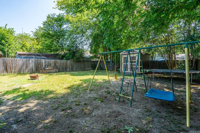 312 Gardner Street, Hot Springs, AR 71913