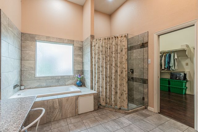 5900 Houghton Avenue, Fort Worth, TX 76107