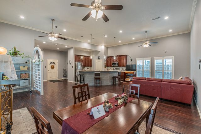 5900 Houghton Avenue, Fort Worth, TX 76107