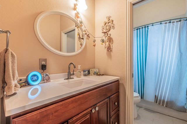 5900 Houghton Avenue, Fort Worth, TX 76107