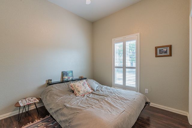 5900 Houghton Avenue, Fort Worth, TX 76107