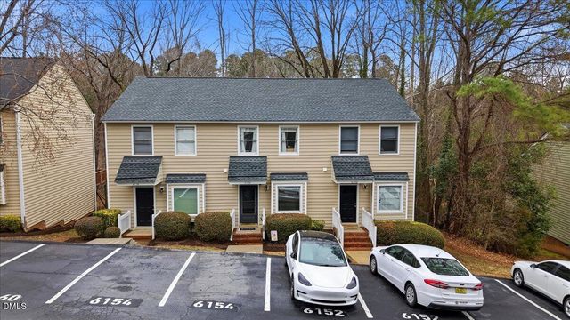 6152 Loch Laural Lane, Raleigh, NC 27613