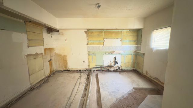 633 ESPANOLA Street SE, Albuquerque, NM 87108