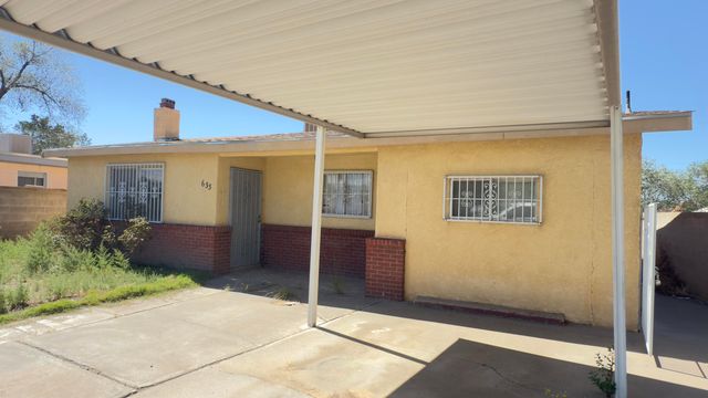 633 ESPANOLA Street SE, Albuquerque, NM 87108