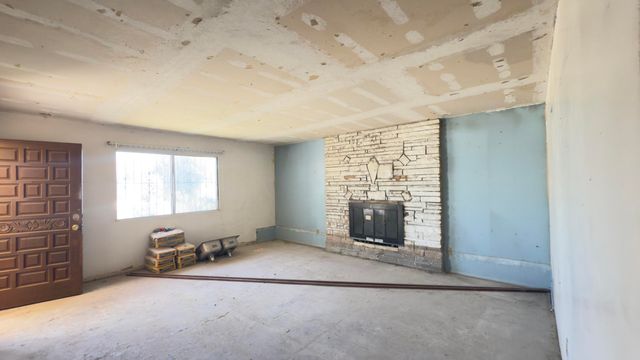 633 ESPANOLA Street SE, Albuquerque, NM 87108
