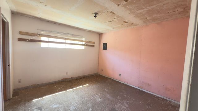 633 ESPANOLA Street SE, Albuquerque, NM 87108