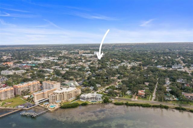 458 SCOTLAND STREET, Dunedin, FL 34698