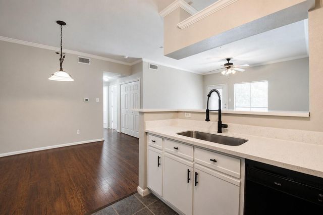 1330 Old Spanish Trail 4204, Houston, TX 77054