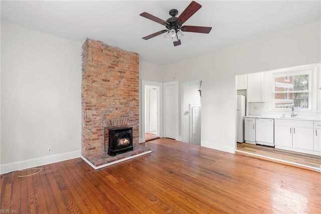 407 Warren Cres Apt 2, Norfolk, VA 23507