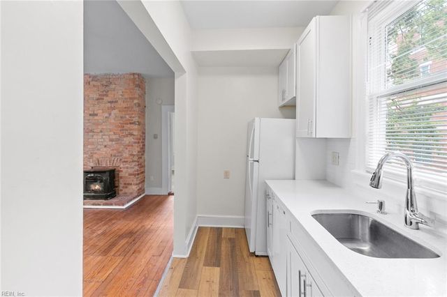 407 Warren Cres Apt 2, Norfolk, VA 23507