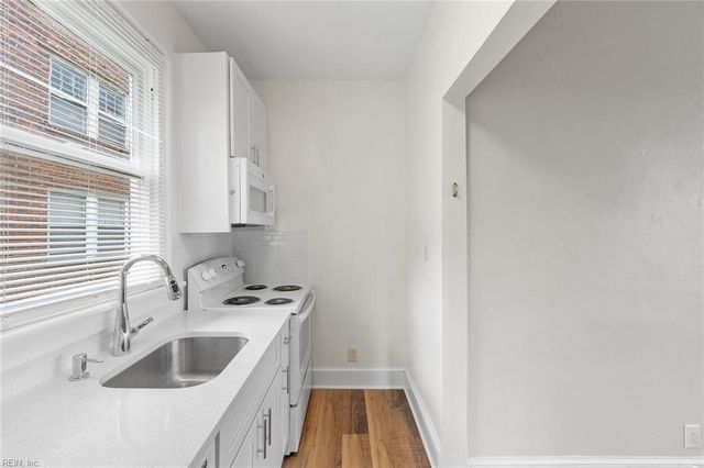 407 Warren Cres Apt 2, Norfolk, VA 23507