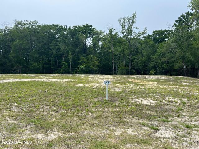 710 Helmsdale Drive, Wilmington, NC 28405