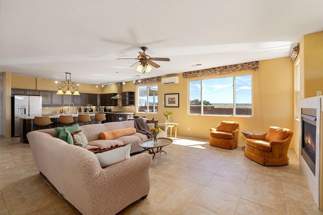 371 San Marcos Loop, Santa Fe, NM 87508