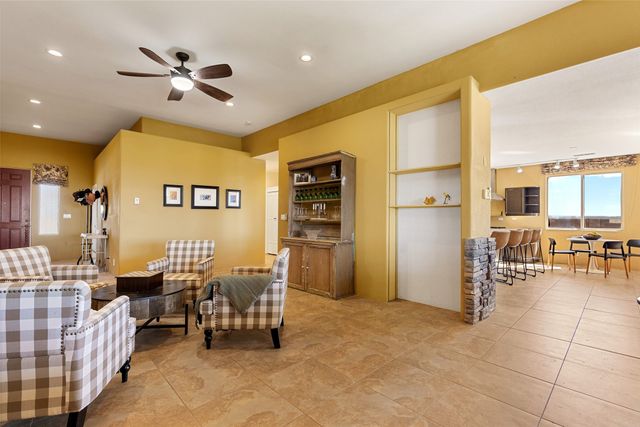 371 San Marcos Loop, Santa Fe, NM 87508