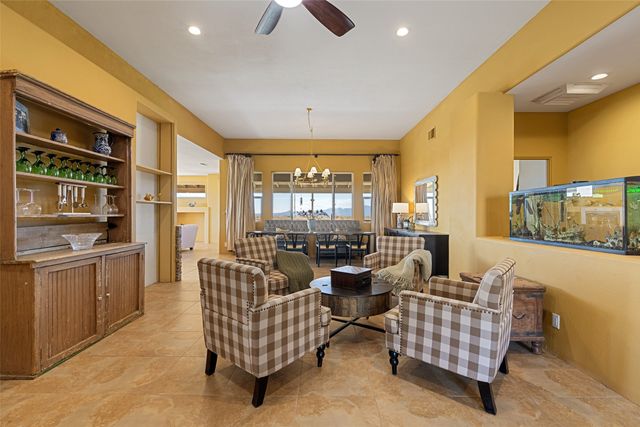371 San Marcos Loop, Santa Fe, NM 87508