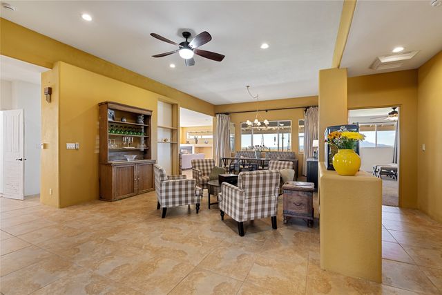 371 San Marcos Loop, Santa Fe, NM 87508