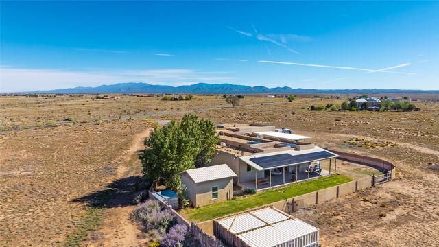 371 San Marcos Loop, Santa Fe, NM 87508