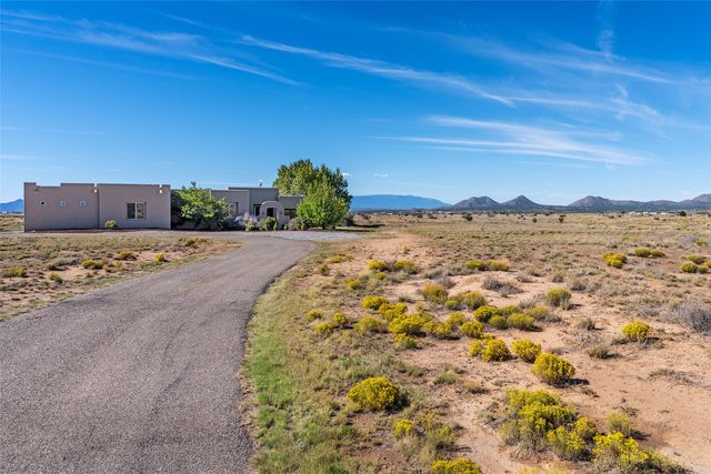 371 San Marcos Loop, Santa Fe, NM 87508