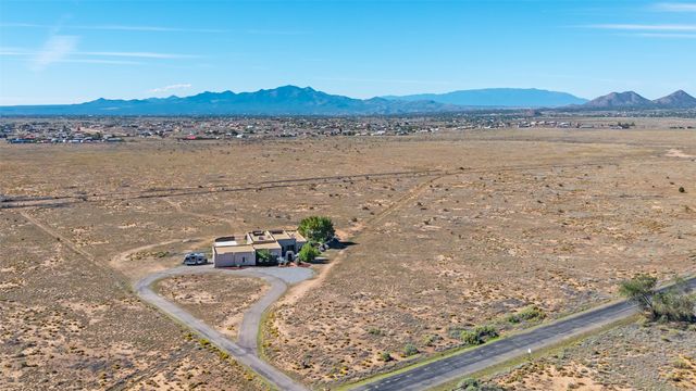 371 San Marcos Loop, Santa Fe, NM 87508