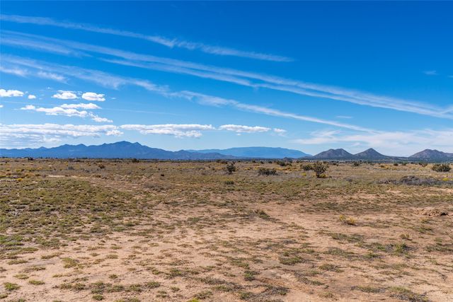 371 San Marcos Loop, Santa Fe, NM 87508
