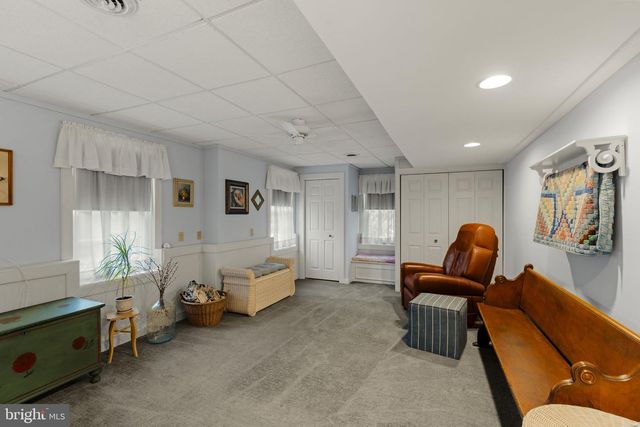 105 WHITEHALL RD, Reinholds, PA 17569