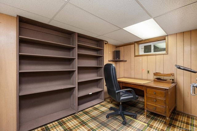 9 Ellis Drive, Syosset, NY 11791