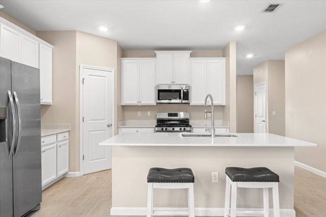 204 Field Flower Way, St Augustine, FL 32092