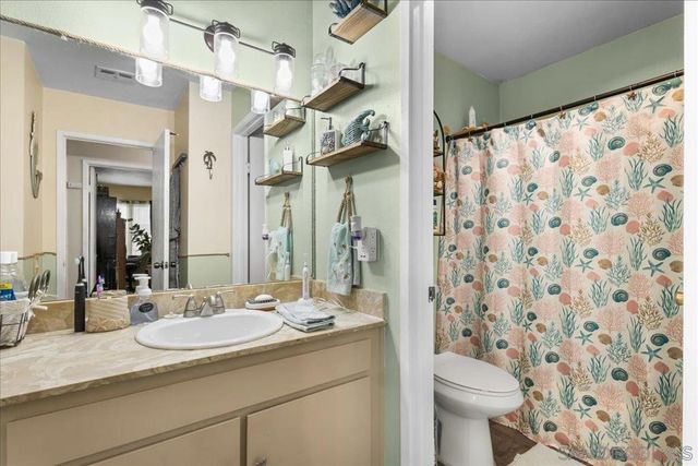 238 Regency Ct C, Chula Vista, CA 91910