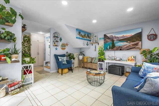 238 Regency Ct C, Chula Vista, CA 91910
