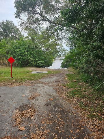 2366 PEMBROOK DRIVE, Clearwater, FL 33764