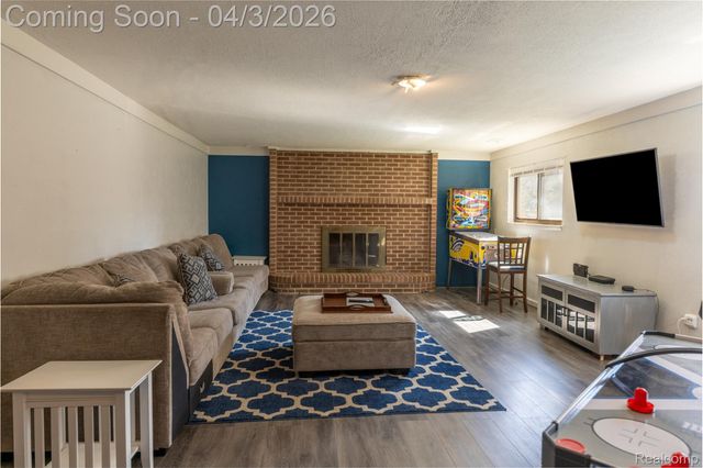 7016 Longwood Road, Canton Charter Township, MI 48187