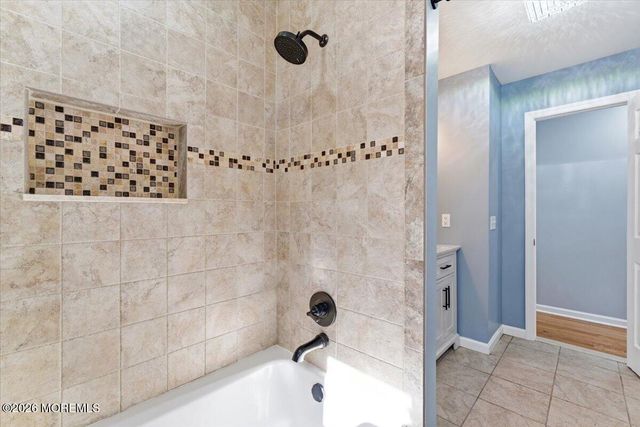 629 W Commodore Boulevard, Jackson, NJ 08527