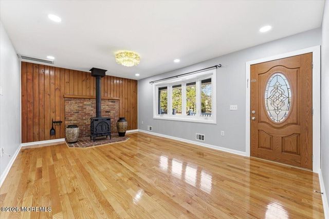 629 W Commodore Boulevard, Jackson, NJ 08527