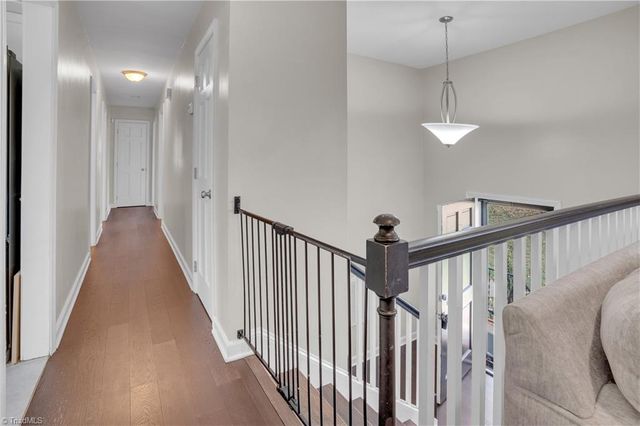 176 Farmbrooke Lane, Winston-salem, NC 27127