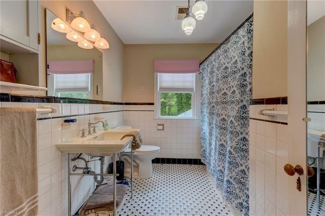 1205 Huntsdale Road, Reidsville, NC 27320