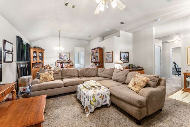 410 N Winding Oaks Drive, Wylie, TX 75098