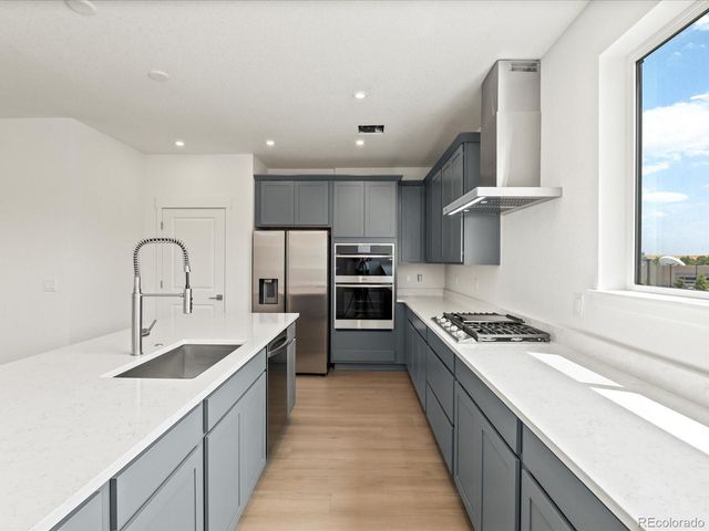 33 Ascent Trail, Englewood, CO 80112