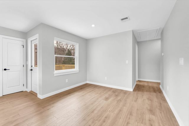 216 Valley View Rd, Dover, TN 37058