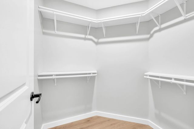 216 Valley View Rd, Dover, TN 37058