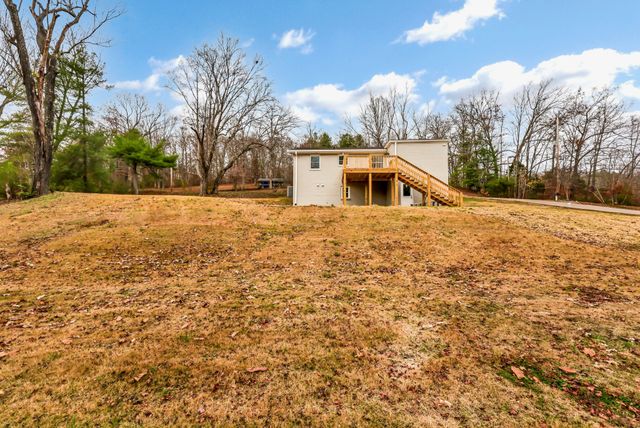 216 Valley View Rd, Dover, TN 37058