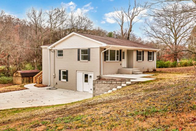 216 Valley View Rd, Dover, TN 37058