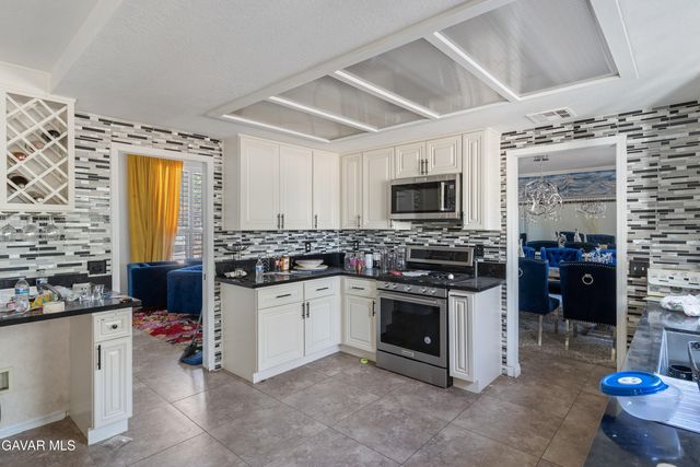 3735 Paula, Lancaster, CA 93535