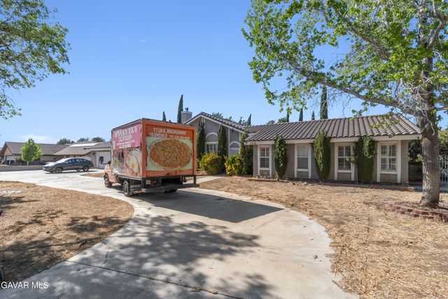 3735 Paula, Lancaster, CA 93535