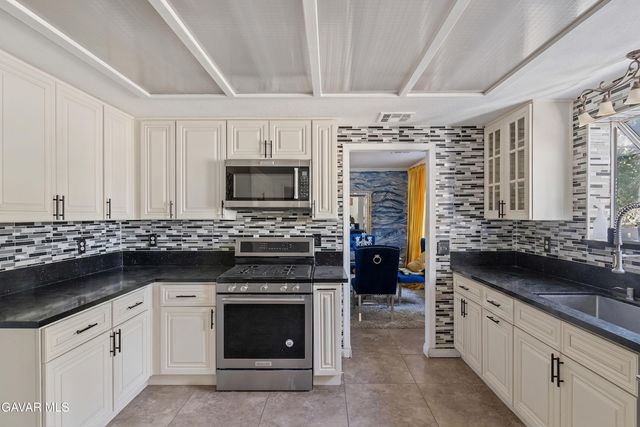 3735 Paula, Lancaster, CA 93535