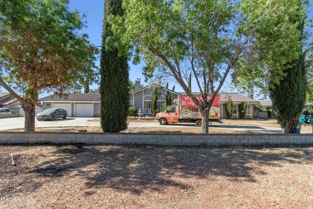 3735 Paula, Lancaster, CA 93535