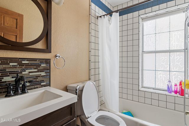3735 Paula, Lancaster, CA 93535