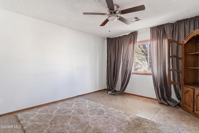 3735 Paula, Lancaster, CA 93535