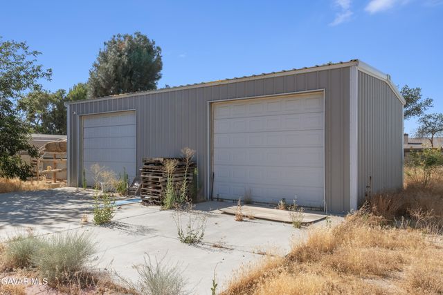 3735 Paula, Lancaster, CA 93535