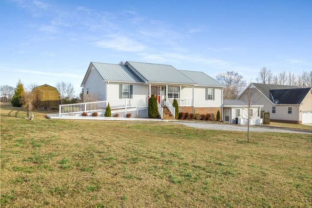 202 Allendale Blvd, Mcminnville, TN 37110